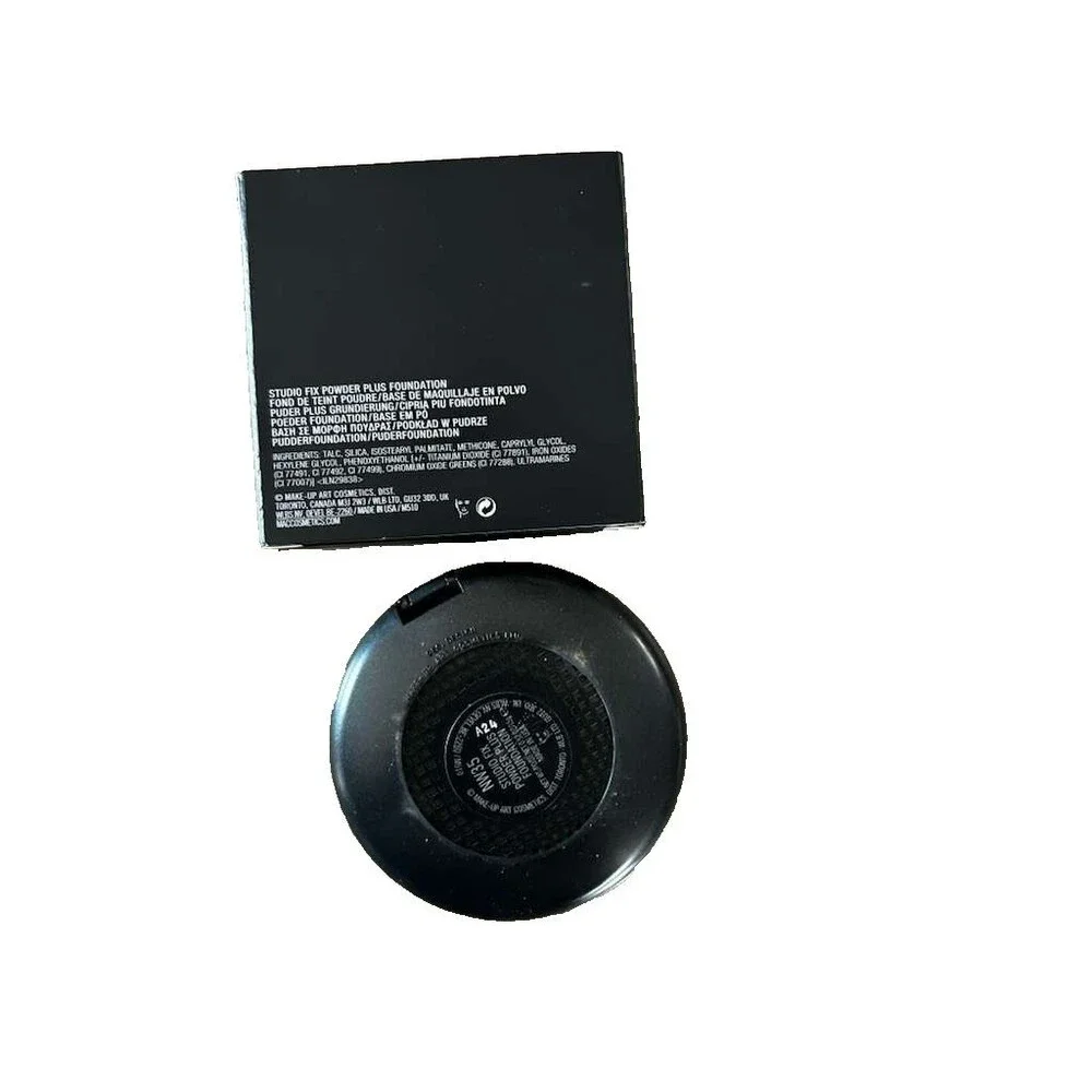 New MAC Studio Fix Powder Plus Foundation - NW35 , 0.52 oz Foundation - Picture 2 of 3